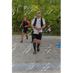 2026-04-18_19-55-26_JI_L0512_ps