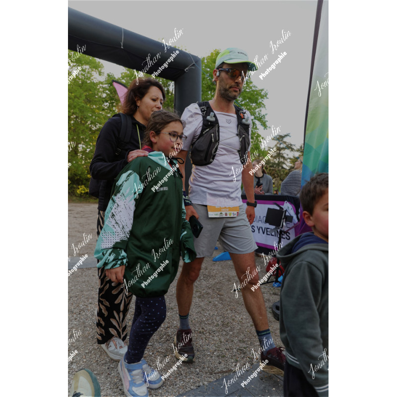 2026-04-18_19-56-59_JI_L0610_ps