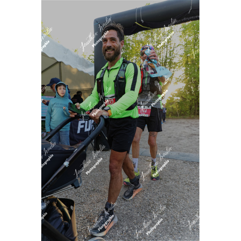 2026-04-18_19-57-46_JI_L0629_ps