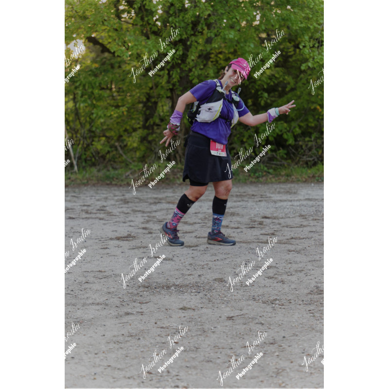 2026-04-18_20-15-21_JI_L1122_ps