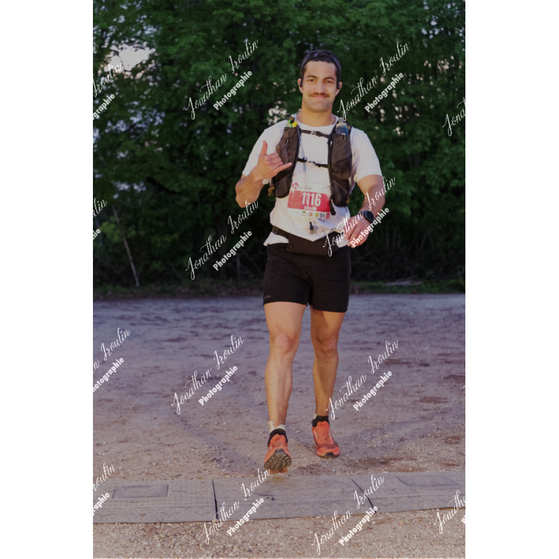2026-04-18_20-58-58_JI_L1879_ps