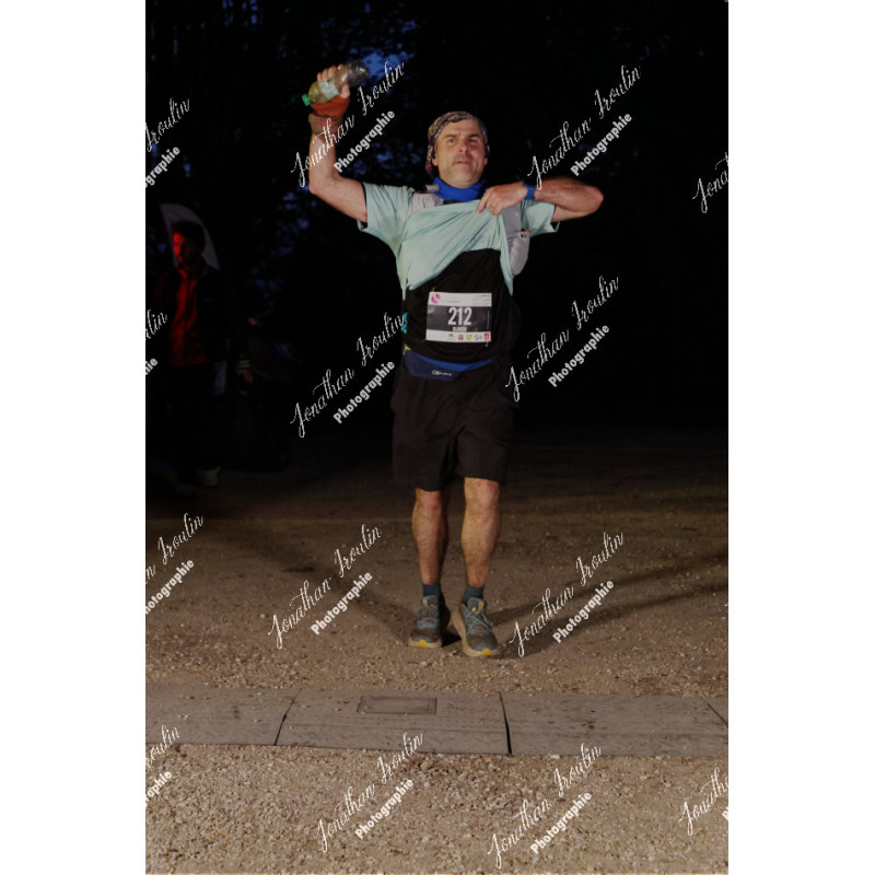 2026-04-18_21-28-00_JI_L2207_ps