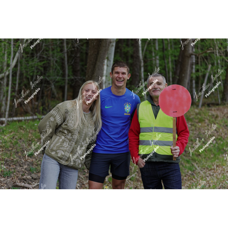 2026-04-18_10-35-41_JI_L0253_ps