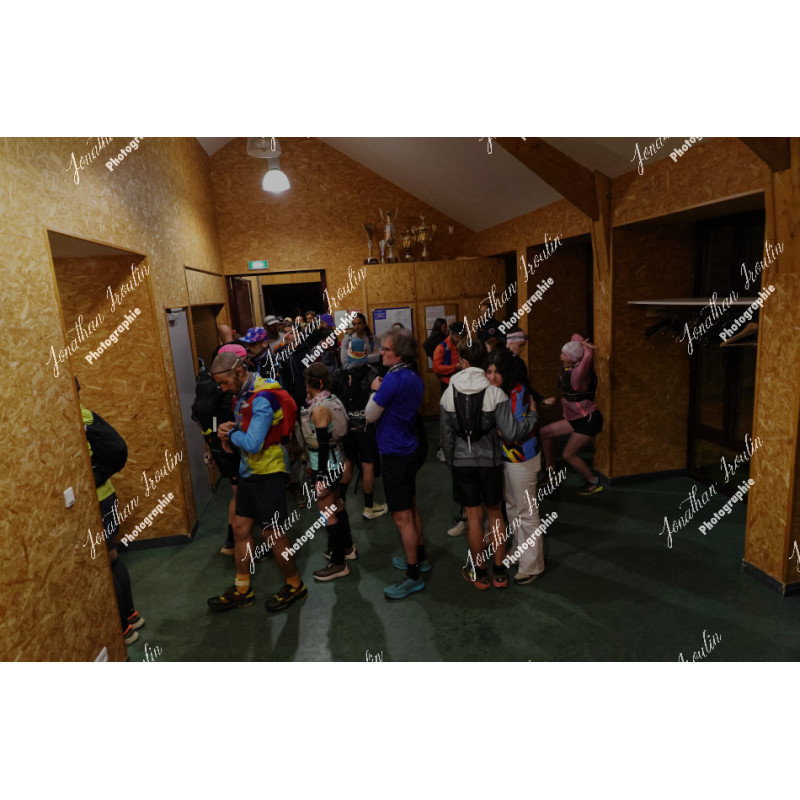 2026-04-18_05-42-41_JI_L0575_ps