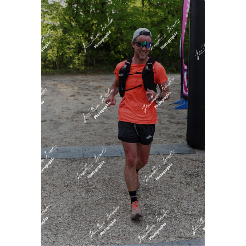 2026-04-18_19-37-42_JI_L0072_ps