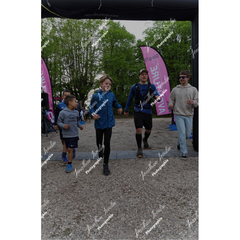 2026-04-18_19-48-15_JI_L0316_ps