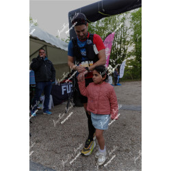2026-04-18_19-50-01_JI_L0368_ps