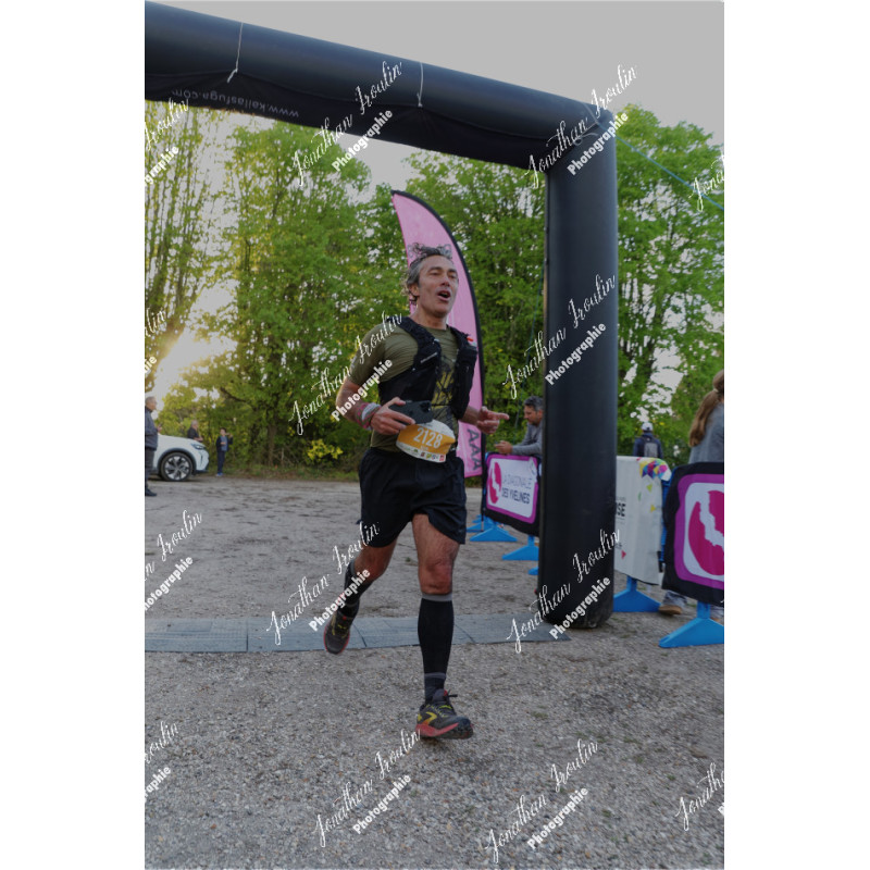 2026-04-18_19-56-38_JI_L0593_ps