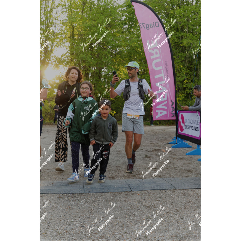 2026-04-18_19-56-55_JI_L0601_ps