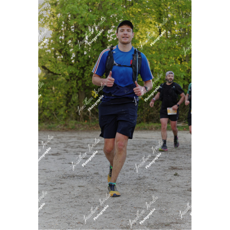 2026-04-18_19-59-04_JI_L0666_ps