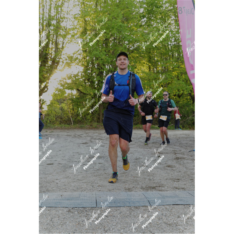 2026-04-18_19-59-04_JI_L0667_ps