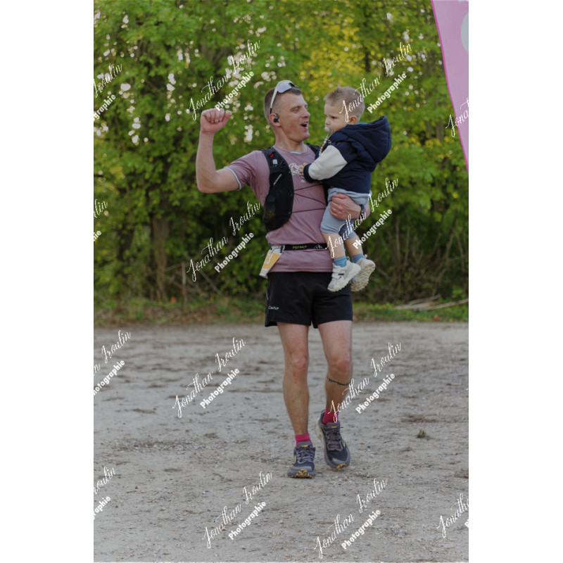 2026-04-18_20-01-04_JI_L0734_ps