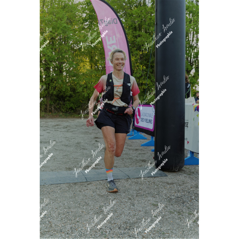 2026-04-18_20-01-53_JI_L0755_ps