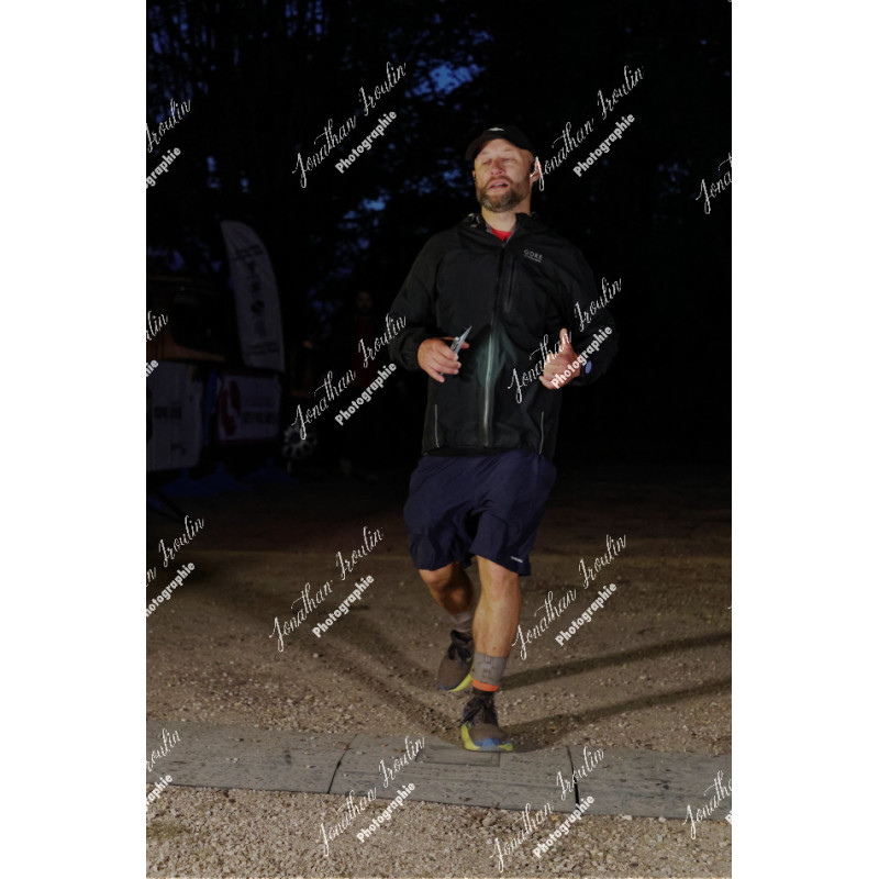 2026-04-18_21-27-56_JI_L2201_ps