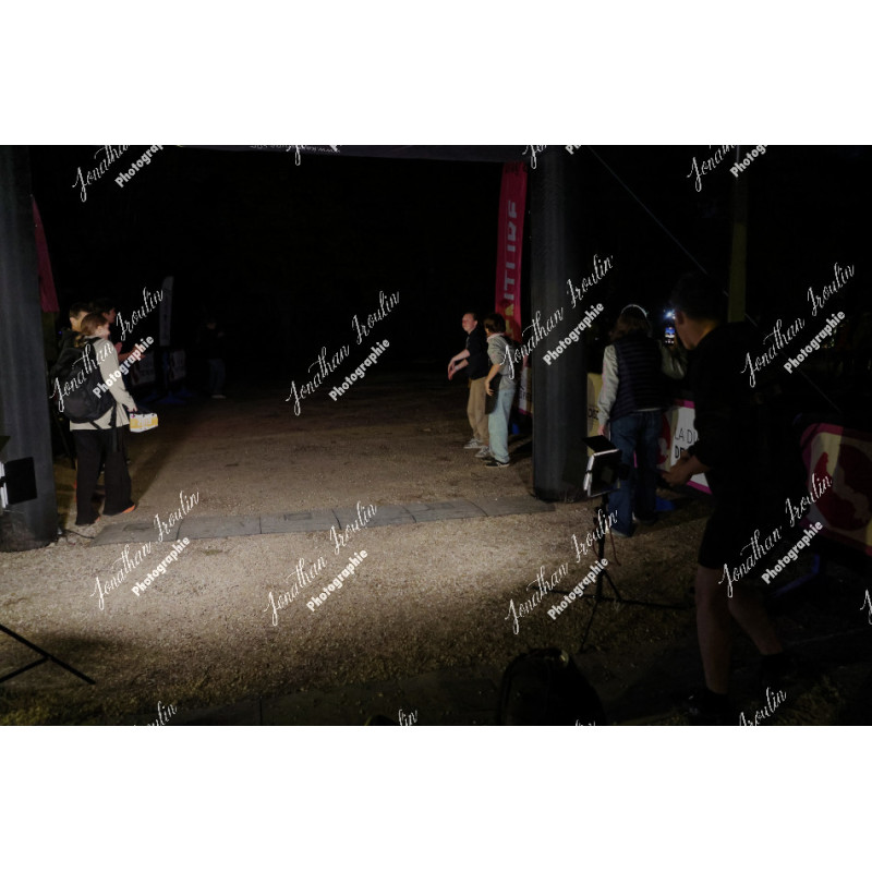 2026-04-18_21-49-51_JI_L2330_ps