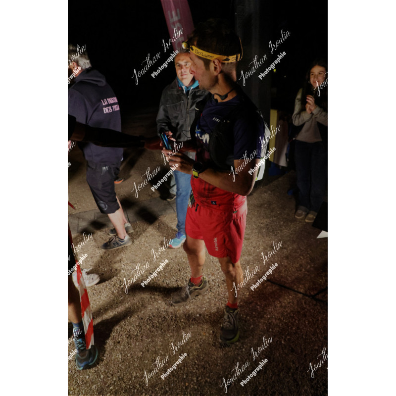 2026-04-18_21-50-32_JI_L2390_ps