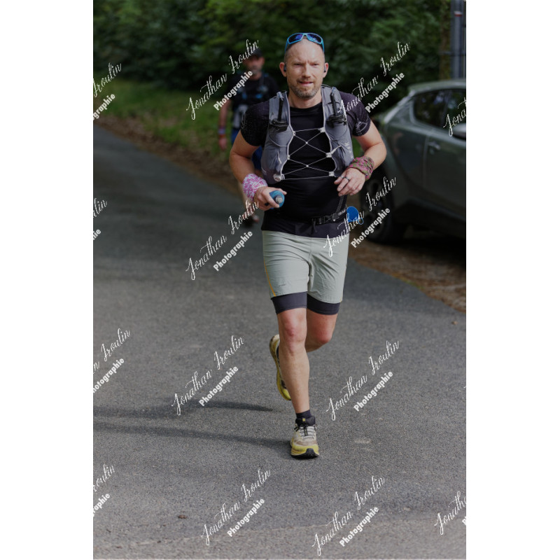 2026-04-18_10-15-56_JI_L0128_ps