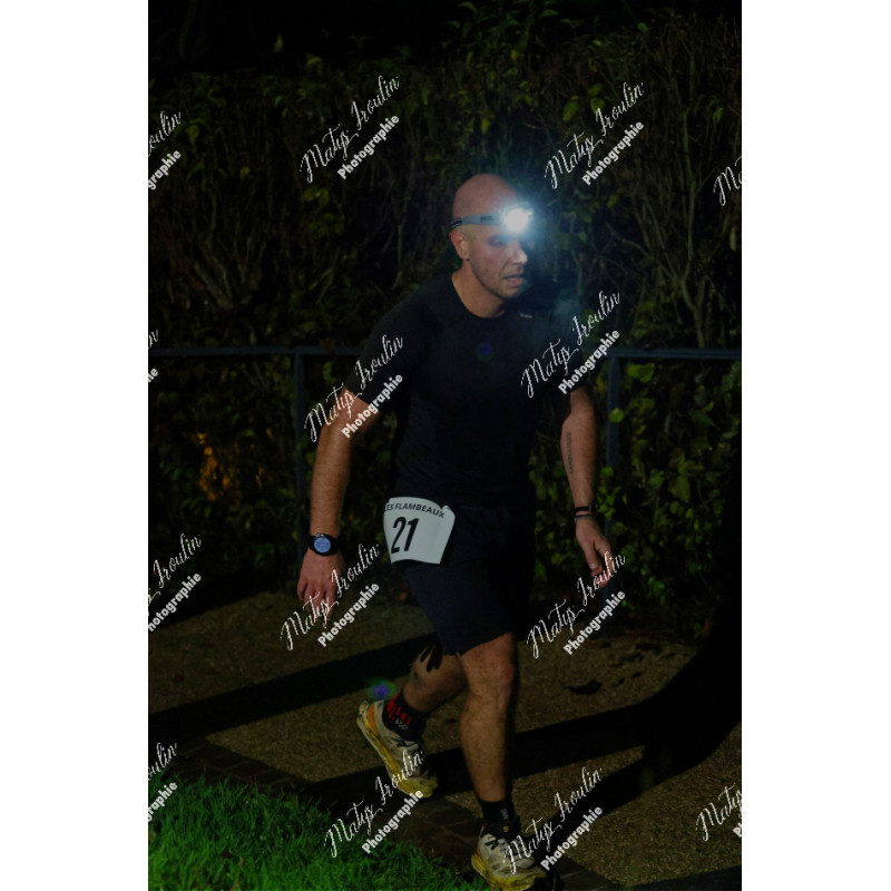 2025-11-15_21-04-54_MAI_3711_ps