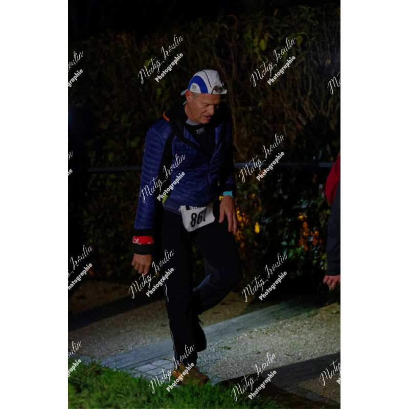 2025-11-15_21-56-04_MAI_8042_ps