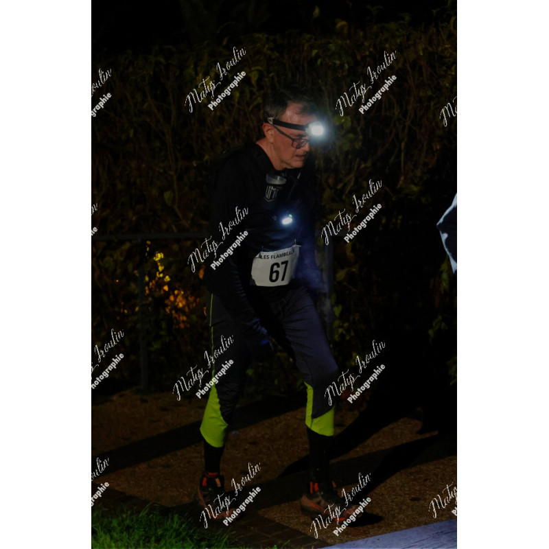 2025-11-15_22-10-58_MAI_8487_ps