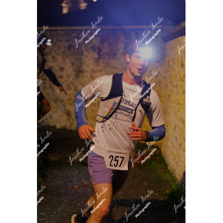 2025-11-15_20-08-23_JI_L0581_ps